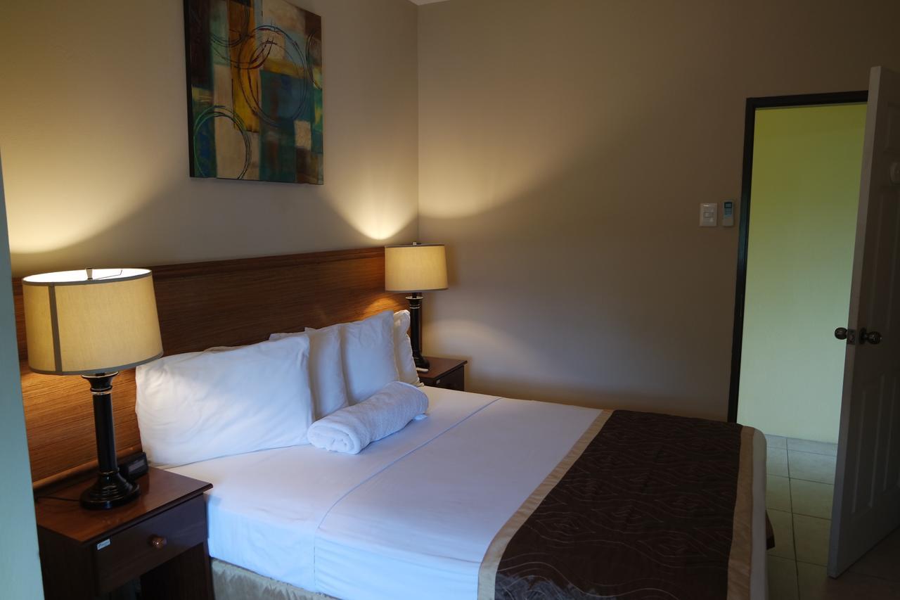 Kiskadee Korner Hotel Port of Spain ภายนอก รูปภาพ