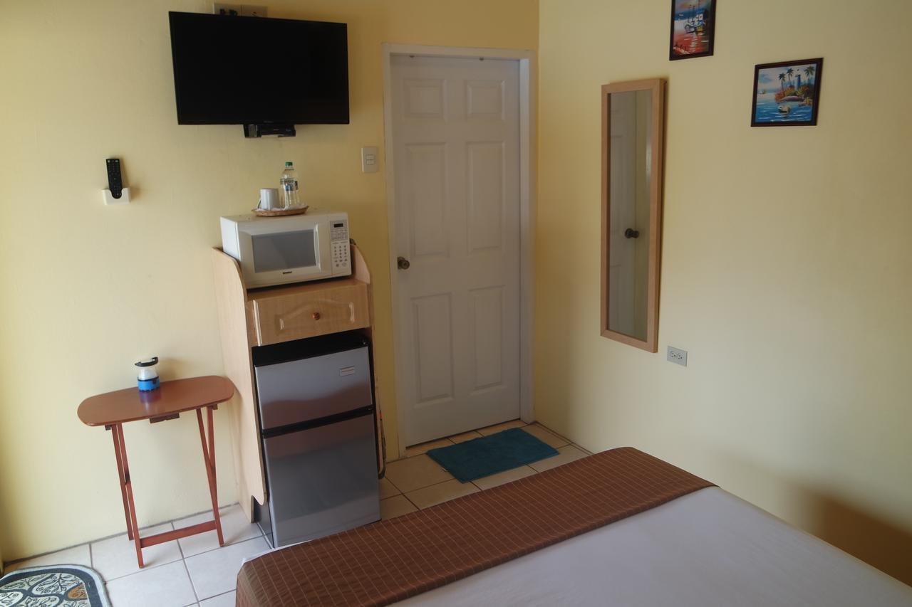 Kiskadee Korner Hotel Port of Spain ภายนอก รูปภาพ