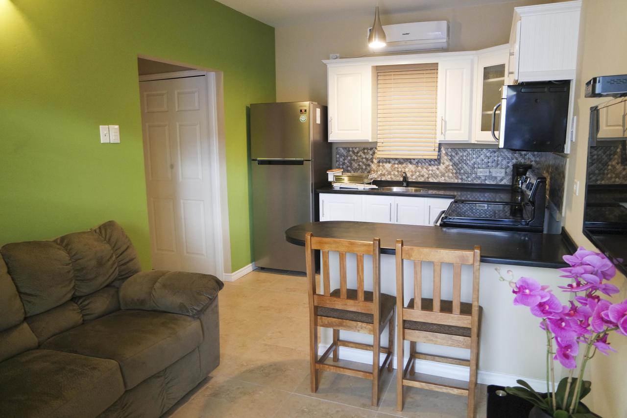 Kiskadee Korner Hotel Port of Spain ภายนอก รูปภาพ