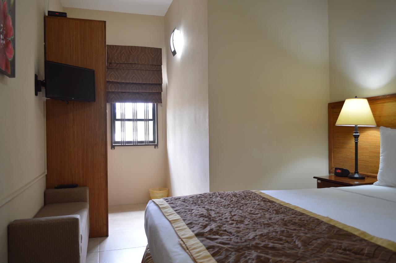 Kiskadee Korner Hotel Port of Spain ภายนอก รูปภาพ