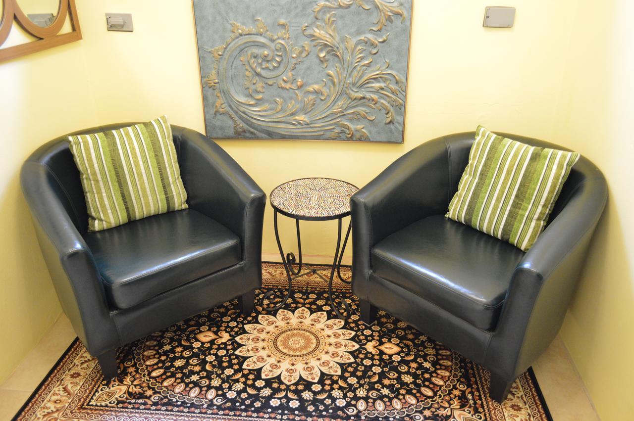 Kiskadee Korner Hotel Port of Spain ภายนอก รูปภาพ