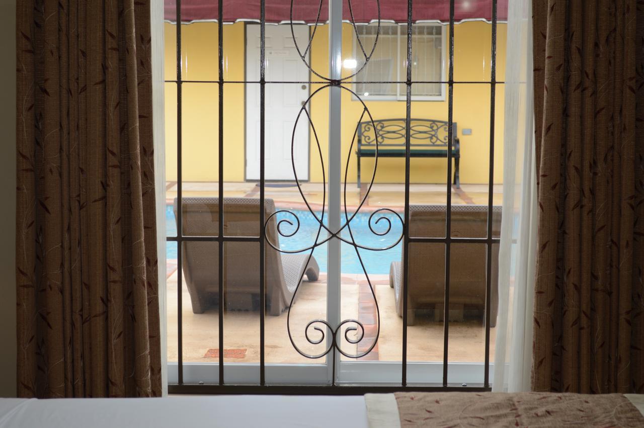 Kiskadee Korner Hotel Port of Spain ภายนอก รูปภาพ